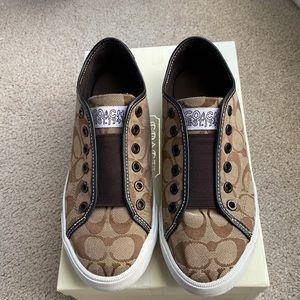Authentic Coach Logo Laceless Sneakers - size 8.5B